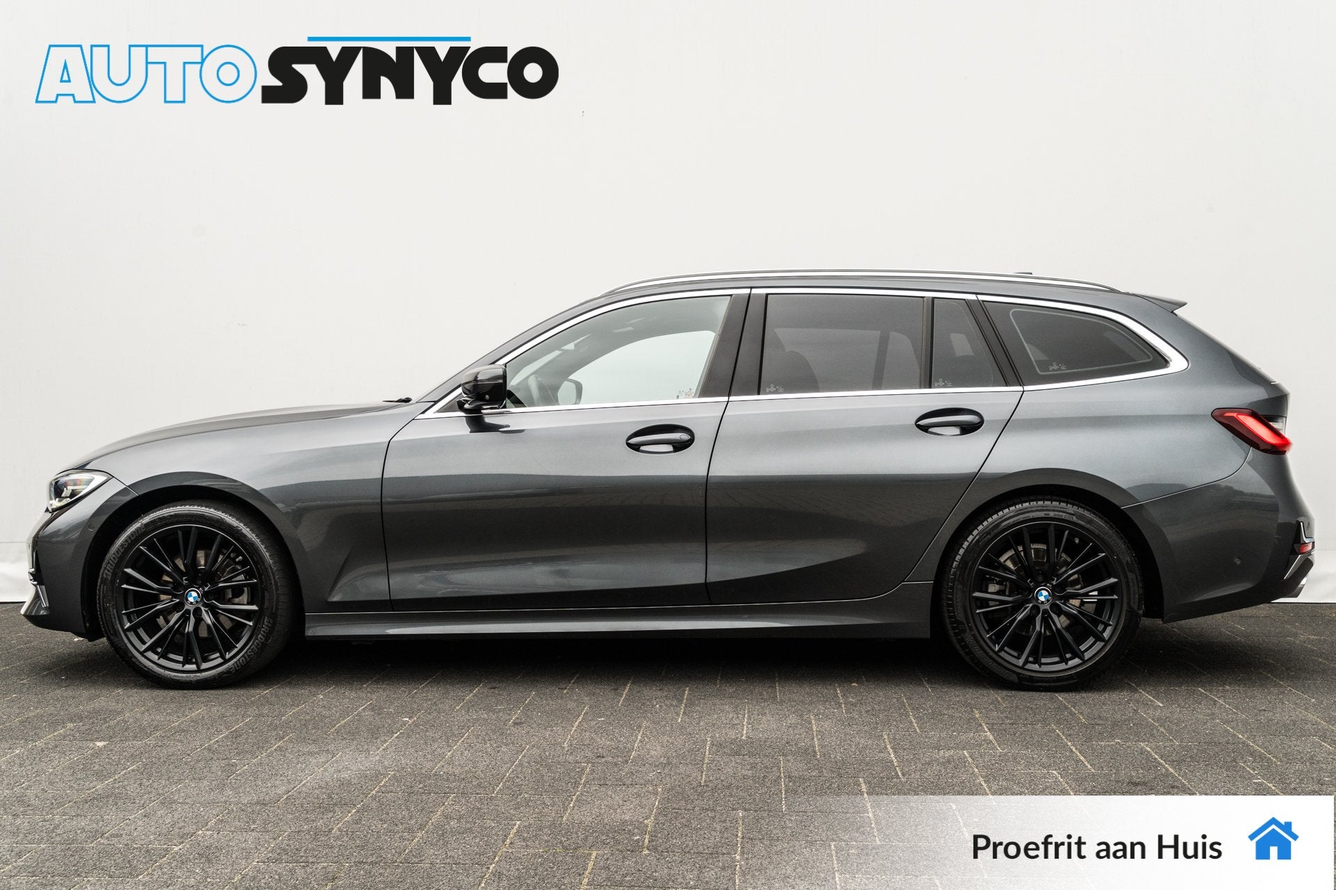 BMW 3 Serie Touring 320d Aut. High Executive | Trekhaak | Le, Dealer onderhouden, Achterwielaandrijving, Met garantie (alle), 23 km/l