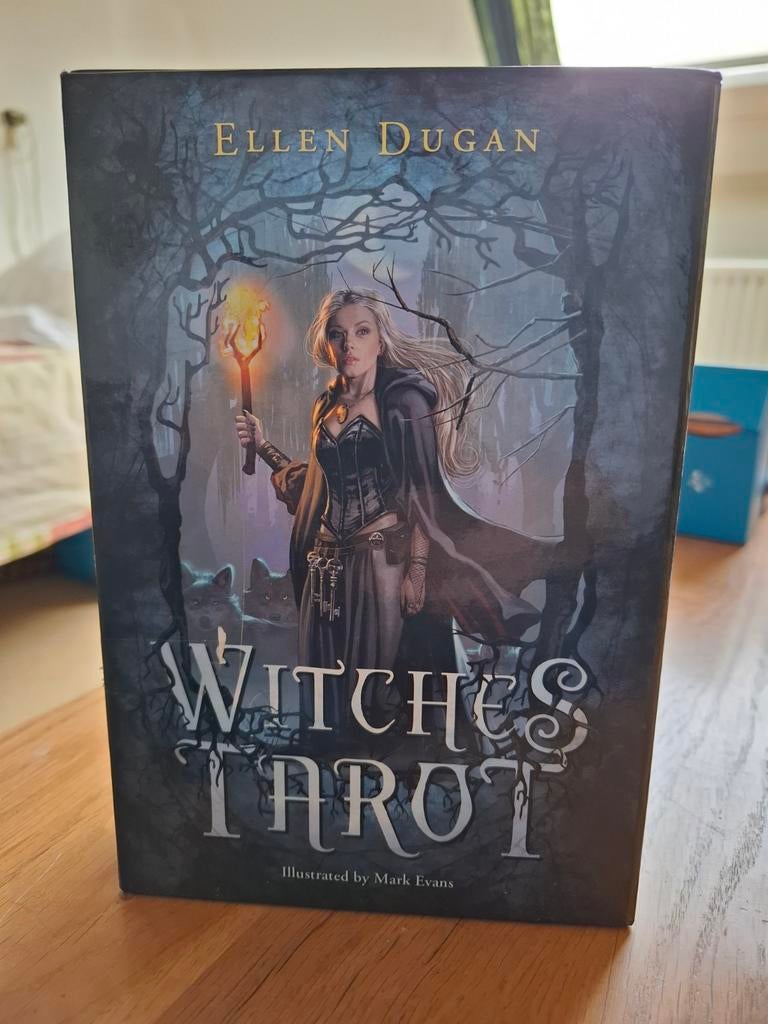 Witches Tarot Ellen Dugan - Nieuwstaat, Boeken, Esoterie en Spiritualiteit, Nieuw, Overige typen, Overige onderwerpen, Ophalen of Verzenden