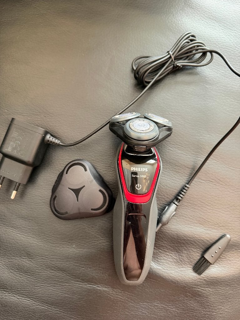 scheerapperaat series 5000, Ophalen of Verzenden, Gebruikt, Scheren en Epileren