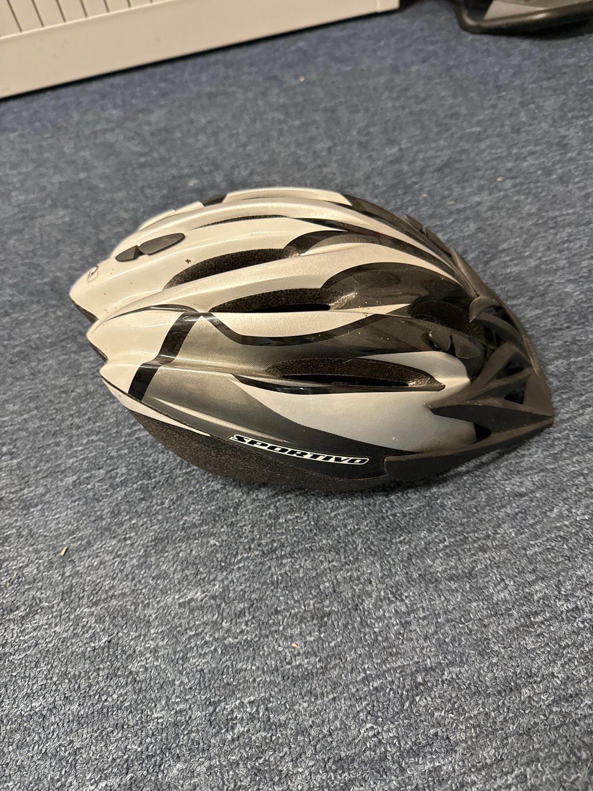Sportivo fietshelm - Grijs/Zwart, Fietsen en Brommers, Ophalen of Verzenden, Gebruikt, Overige maten, Heer of Dame