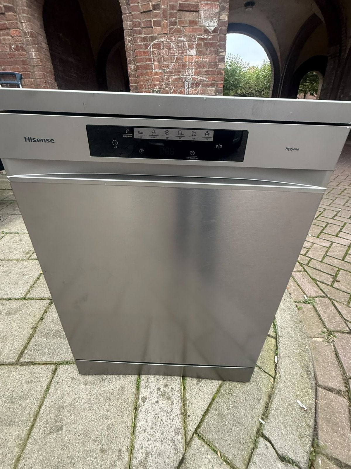 Hisense Vaatwasser, Ophalen, Minder dan 85 cm, 60 cm of meer, Nieuw