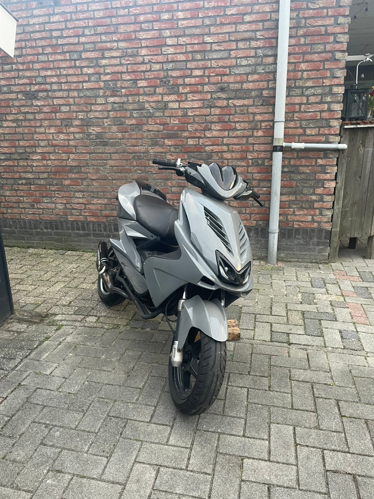 Yamaha aerox 70cc, Ophalen, Tweetakt, Gebruikt, Aerox
