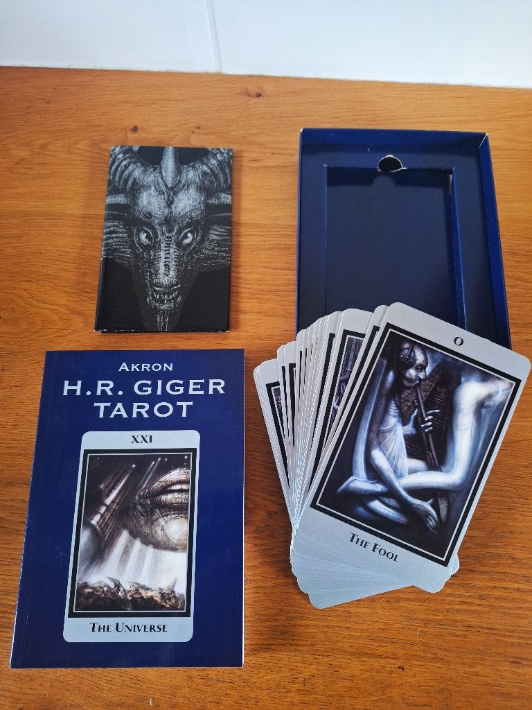 H.R. Giger Tarot - Complete set, Boeken, Ophalen of Verzenden, Tarot of Kaarten leggen, Hansruedi Giger, Overige typen