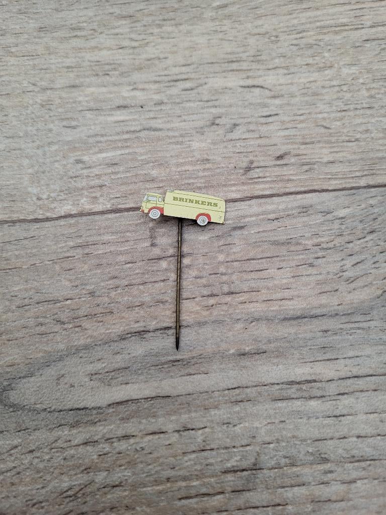 Pin Speldje Bedford vrachtwagen Brinkers Chocolade, Ophalen of Verzenden, Gebruikt