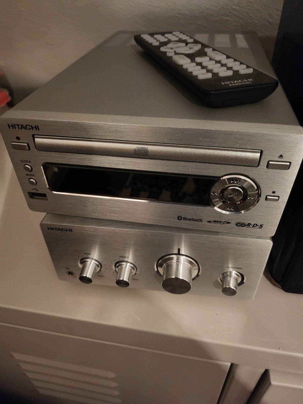 Hitachi mini audioset - kabel ontbreekt, Audio, Tv en Foto, Stereo-sets, Overige merken, Ophalen of Verzenden, Niet werkend, Tuner of Radio