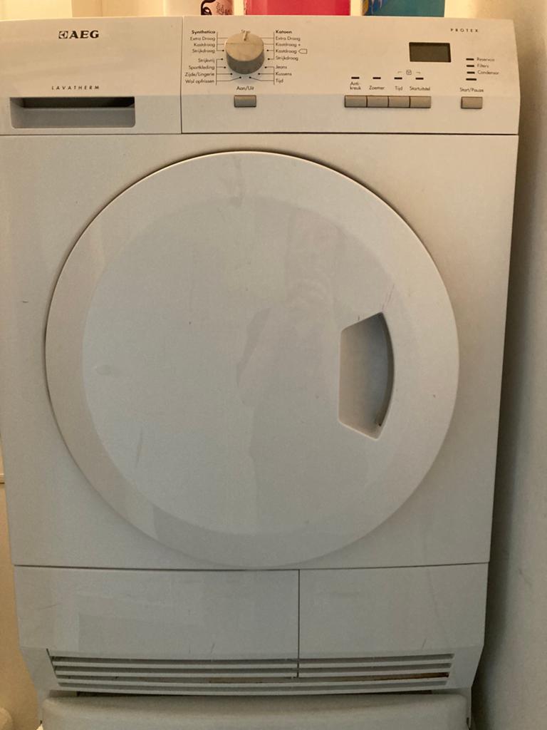 GRATIS! Wasdroger AEG, Witgoed en Apparatuur, Wasdrogers, Ophalen, Gebruikt, Luchtafvoer, 85 tot 90 cm