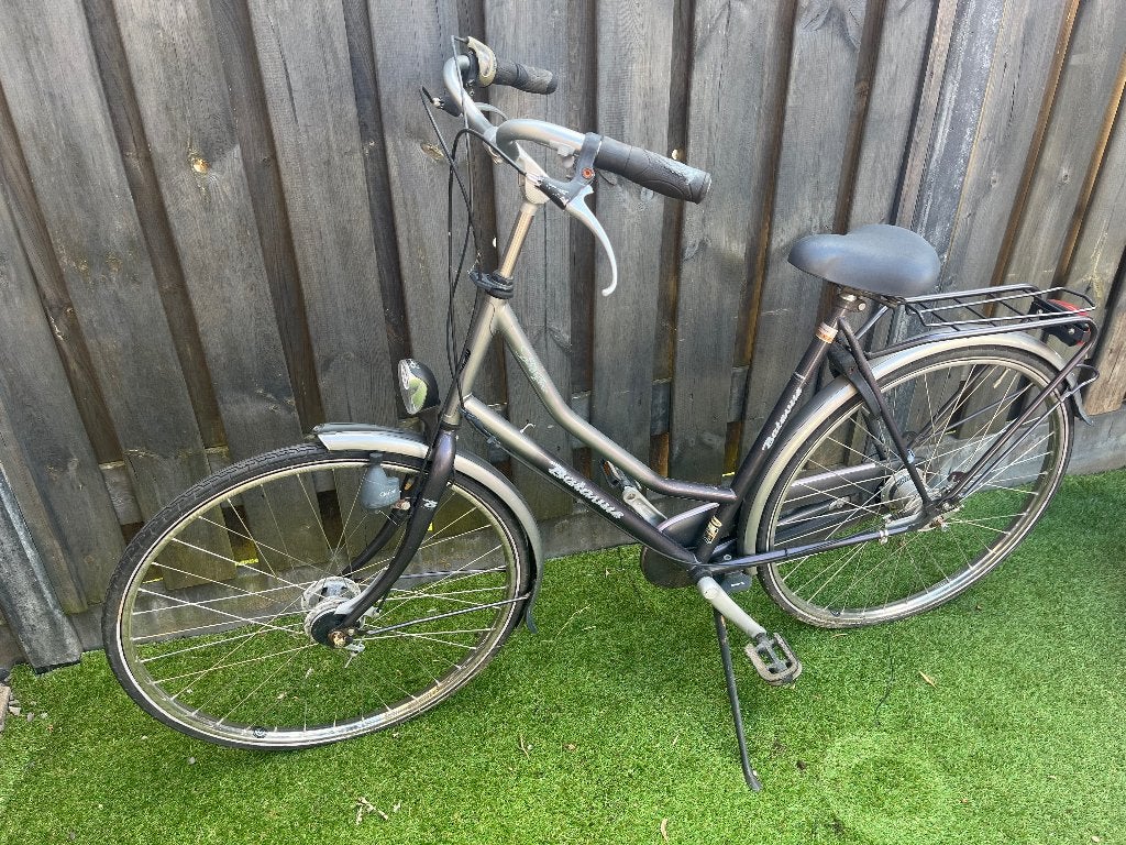 Dames Batavis fiets, Fietsen en Brommers, Fietsen | Dames | Damesfietsen, Ophalen, Gebruikt, Versnellingen, Batavus