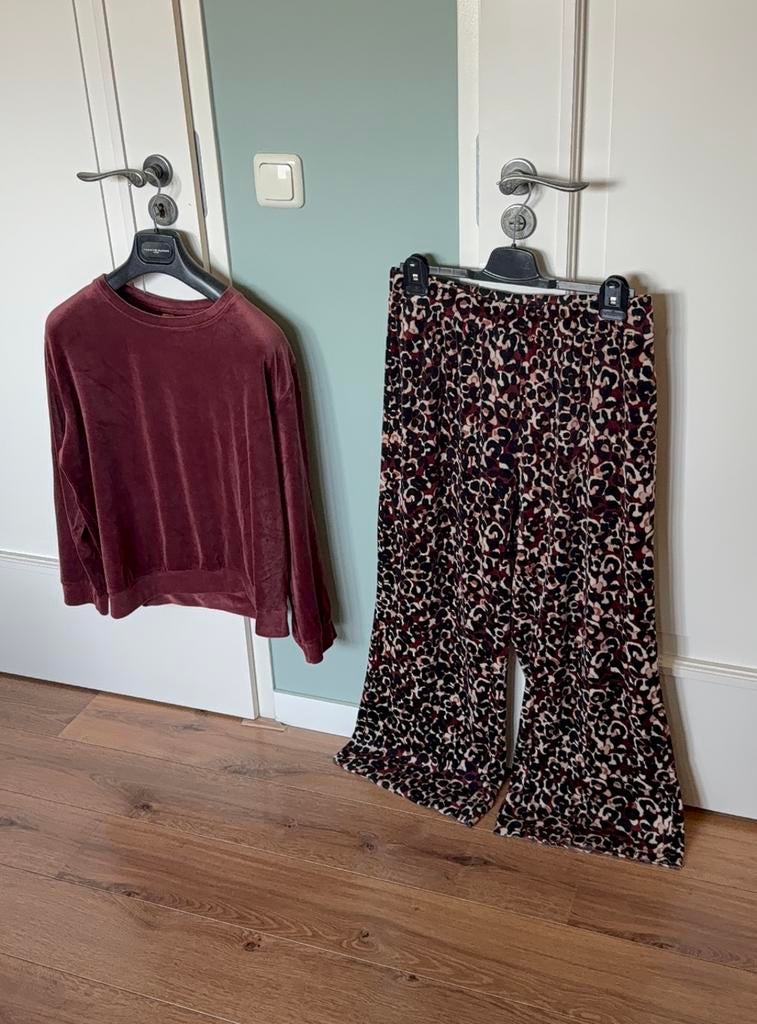 Vomfy zachte huidpak vrouwen 42/XL, Ophalen of Verzenden, Zo goed als nieuw, Maat 42/44 (L)