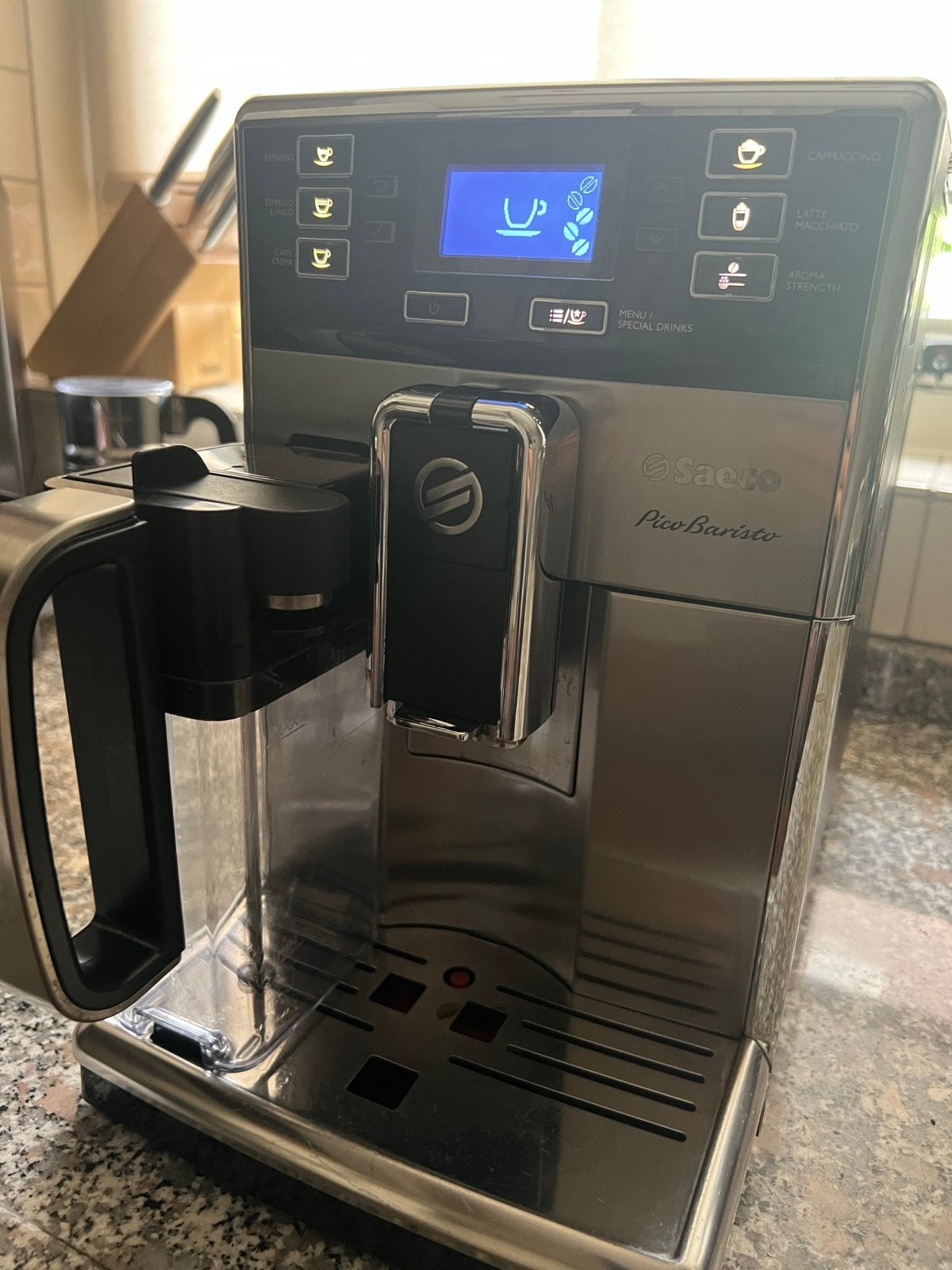 Saeco PicoBaristo volautomatische espressomachine, Witgoed en Apparatuur, Koffiezetapparaten, Ophalen, Afneembaar waterreservoir