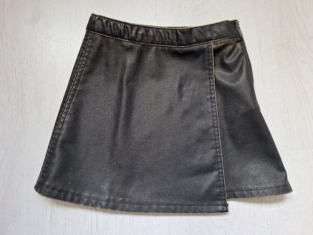 Zwart leren rokje van H&M, maat 128, Meisje, H&M, Ophalen of Verzenden, Zo goed als nieuw