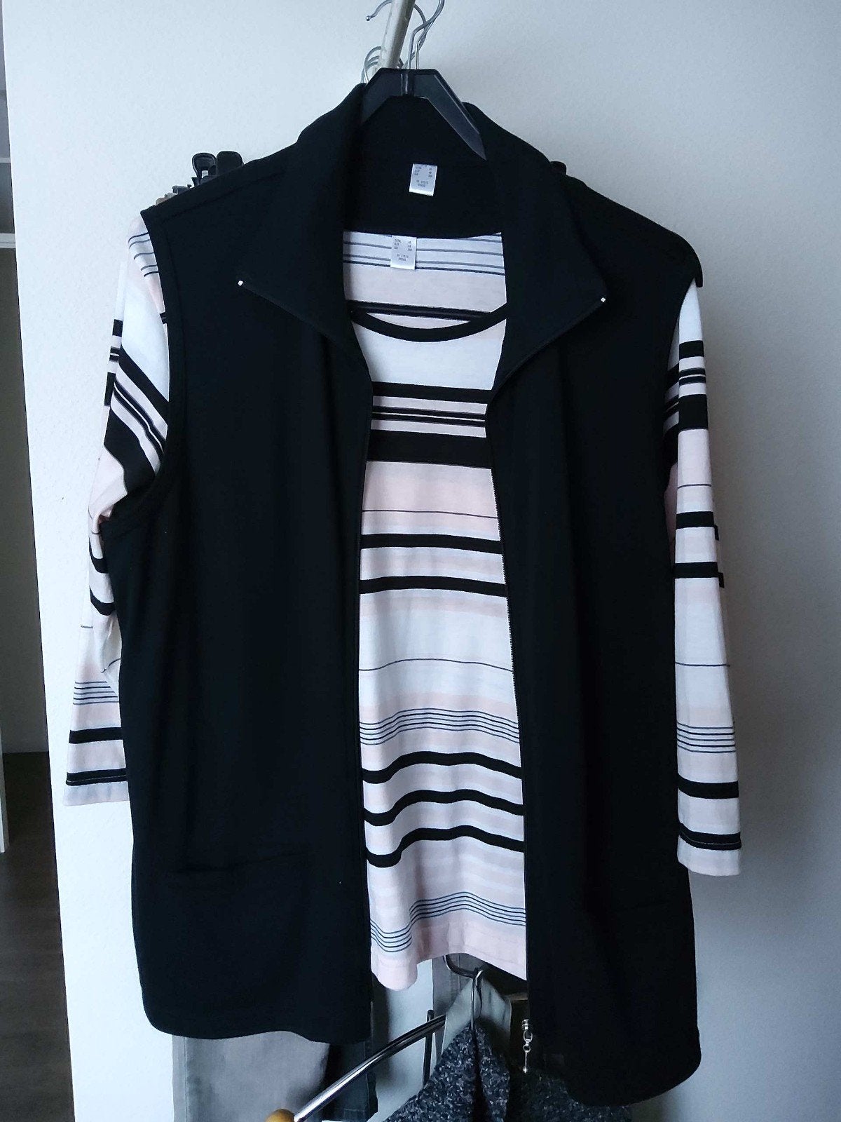 2 delig, shirt met body warmer, Kleding | Dames, Ophalen of Verzenden, Zo goed als nieuw, Maat 46/48 (XL) of groter, Meerkleurig