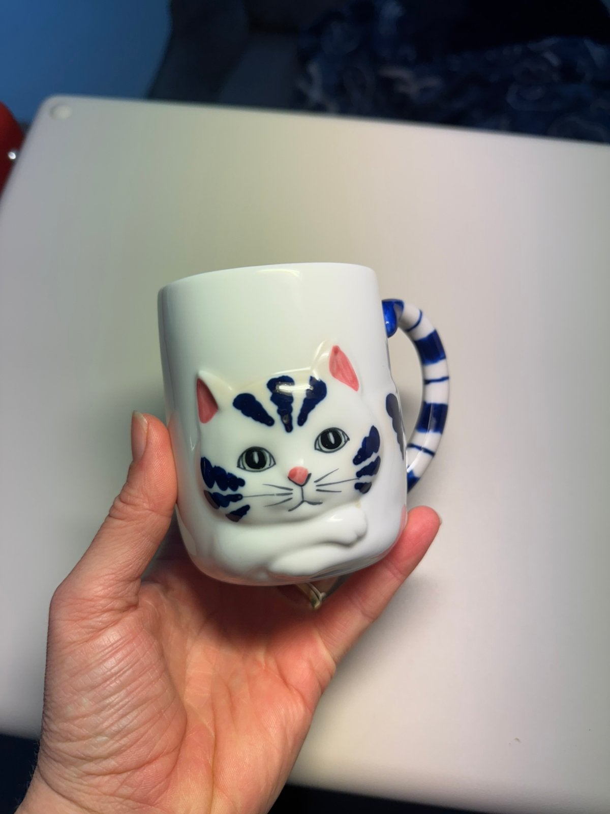 Vintage “3D” cat tea/coffee mug with tail as handle, Huis en Inrichting, Ophalen of Verzenden, Zo goed als nieuw, Overige stijlen