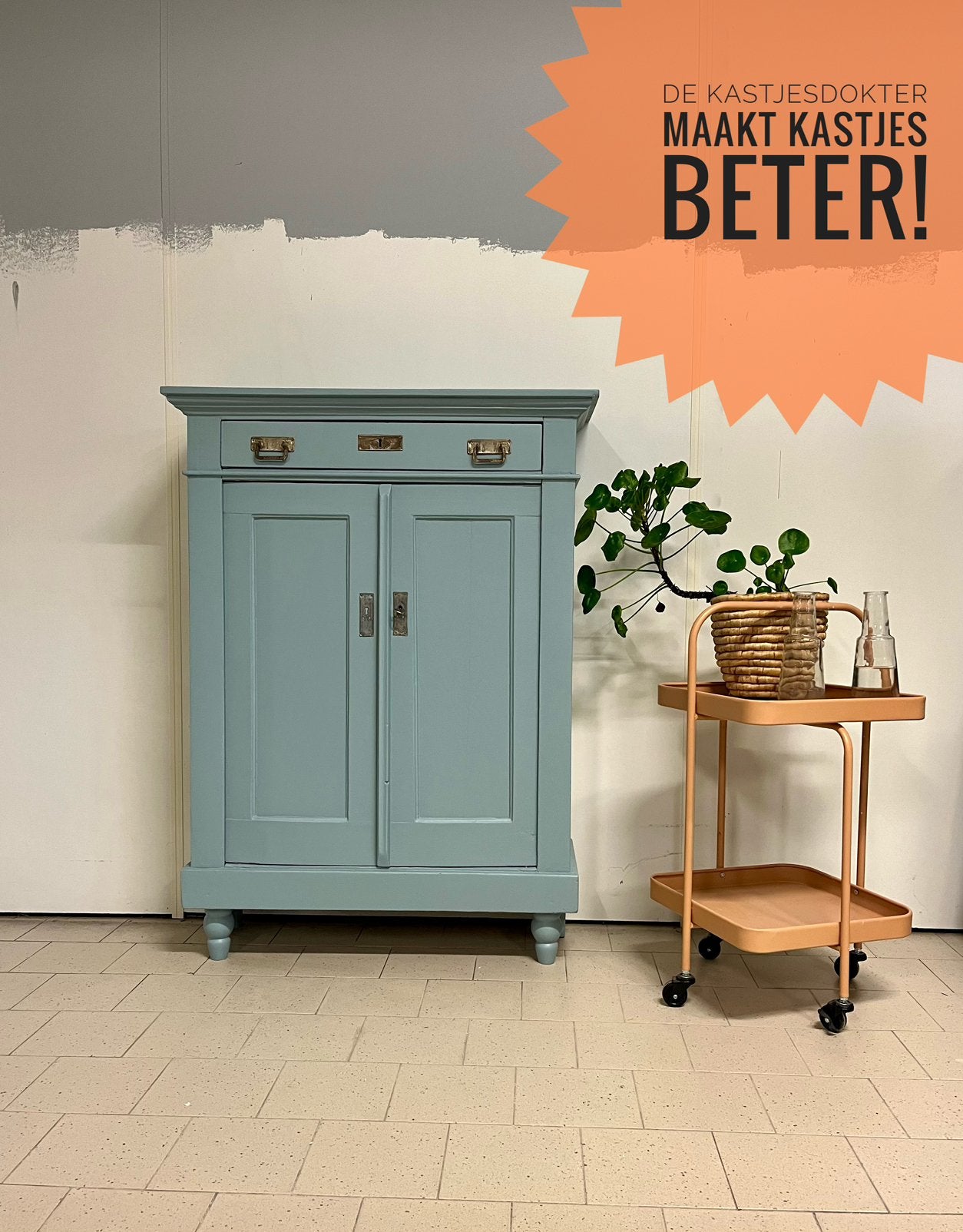 Authentieke meidenkast |mooie oude kast met rode binnenkant, Ophalen, Gebruikt, 25 tot 50 cm, Minder dan 150 cm