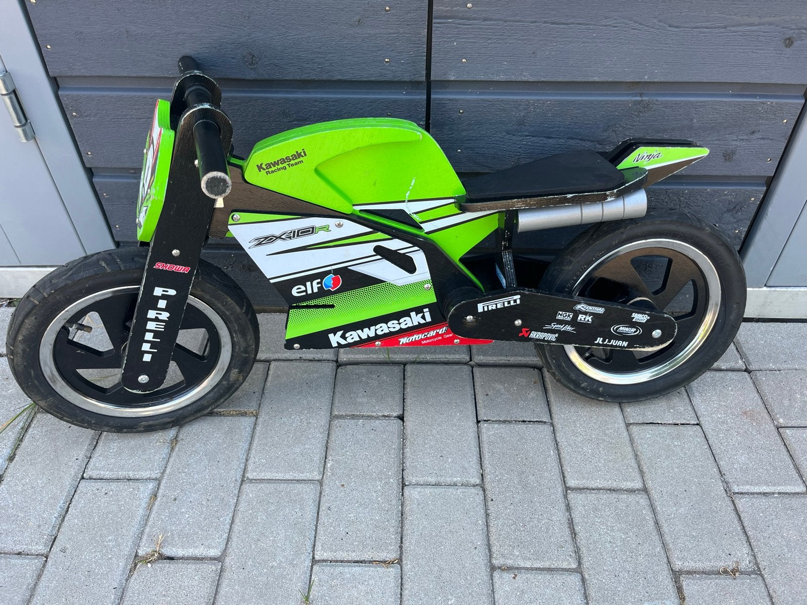 Kawasaki Loopfiets - Groen/Zwart Design, Kinderen en Baby's, Speelgoed | Buiten | Voertuigen en Loopfietsen, Ophalen, Gebruikt