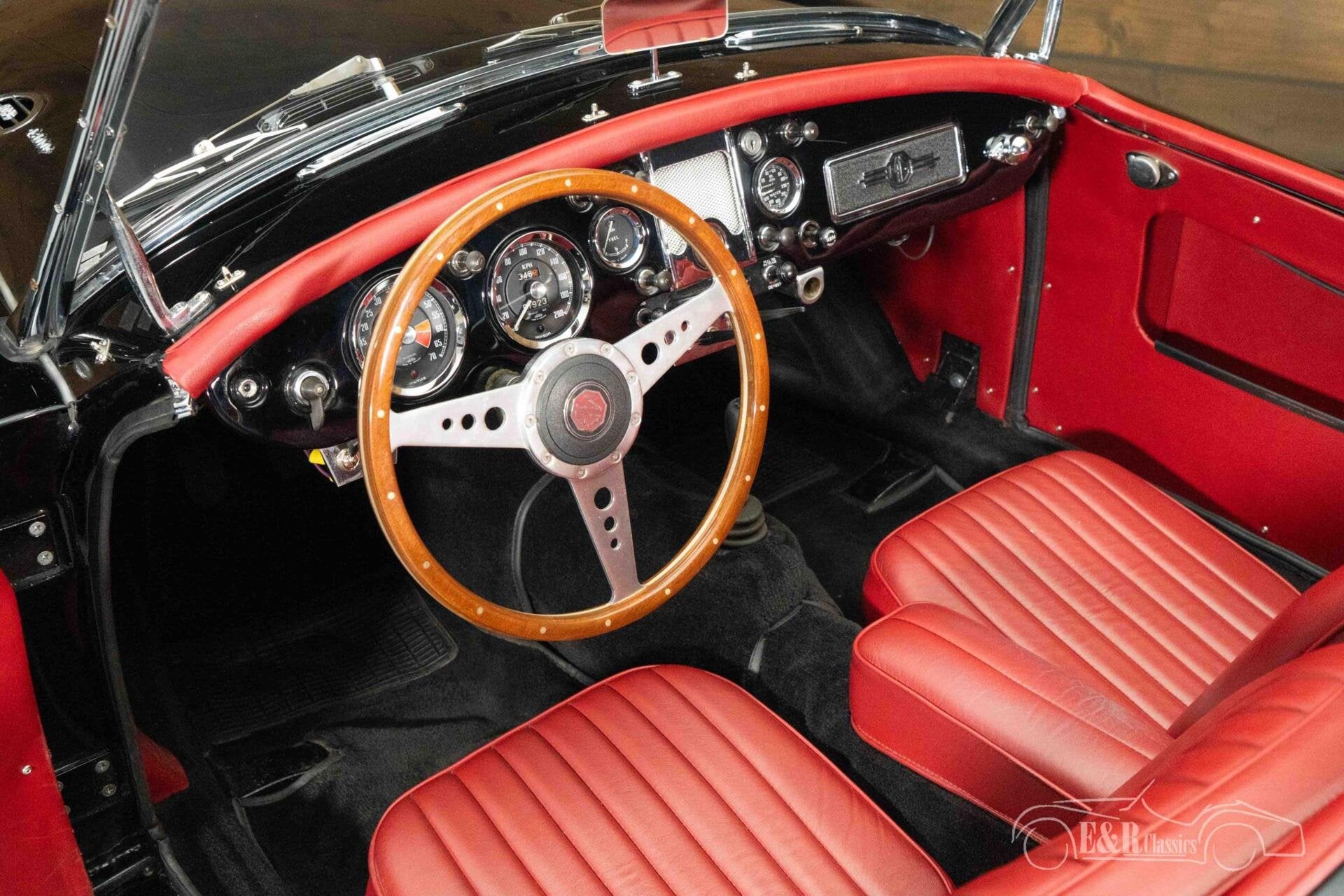 MG MGA Cabriolet | 1961, Auto's, Oldtimers, Achterwielaandrijving, Cabriolet, Zwart, Handgeschakeld