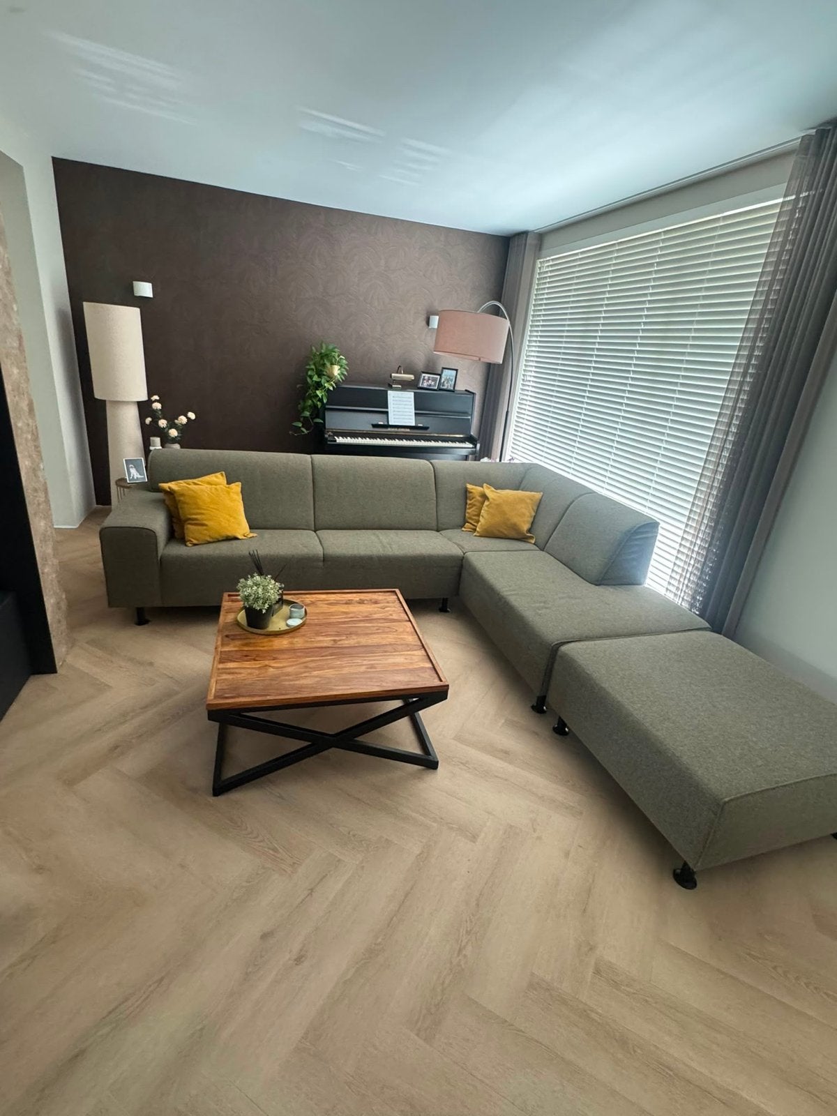 Hoekbank met hocker - 200x290cm en 90x90cm, Ophalen, 250 tot 300 cm, Gebruikt, 100 tot 125 cm