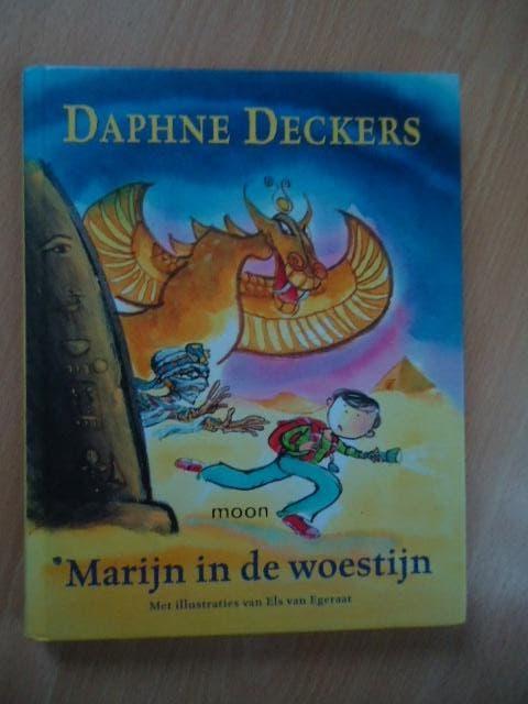 Marijn in de woestijn, Daphne Deckers, Ophalen of Verzenden, Zo goed als nieuw, Fictie algemeen