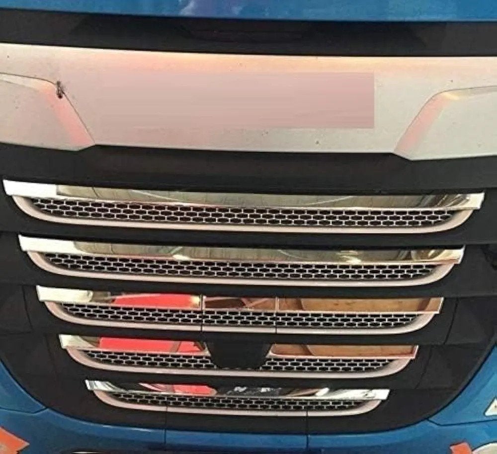 daf 106XF rvs grill panelen gepolijst, Ophalen of Verzenden, DAF, Carrosserie en Plaatwerk