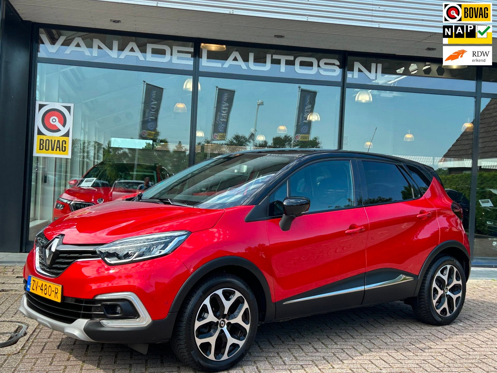 Renault Captur 0.9 TCe Intens 1e Eig! Navi Camera Clima Trek, Auto's, Voorwielaandrijving, Stof, Gebruikt, 620 kg