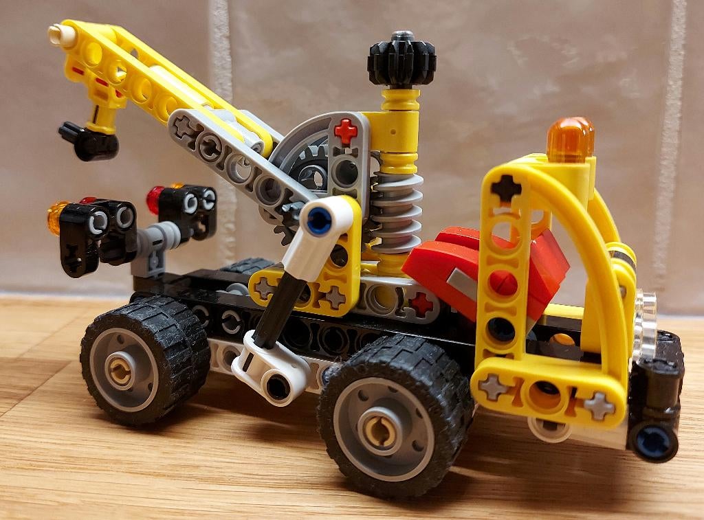 Lego technic 42031 gele takelwagen, Gebruikt, Lego, Compleet, Ophalen of Verzenden