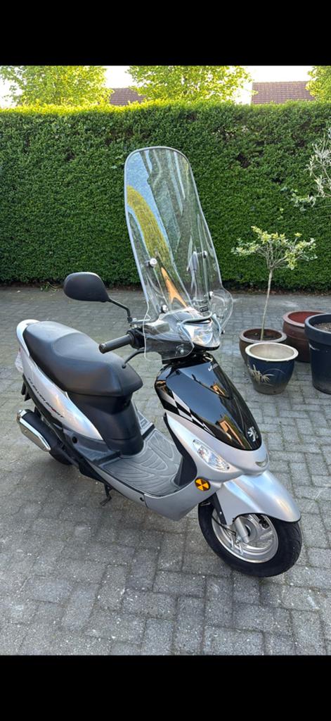 Peugeot vlcic 2008 nette staat, Ophalen, Overige modellen, Benzine, 50 cc