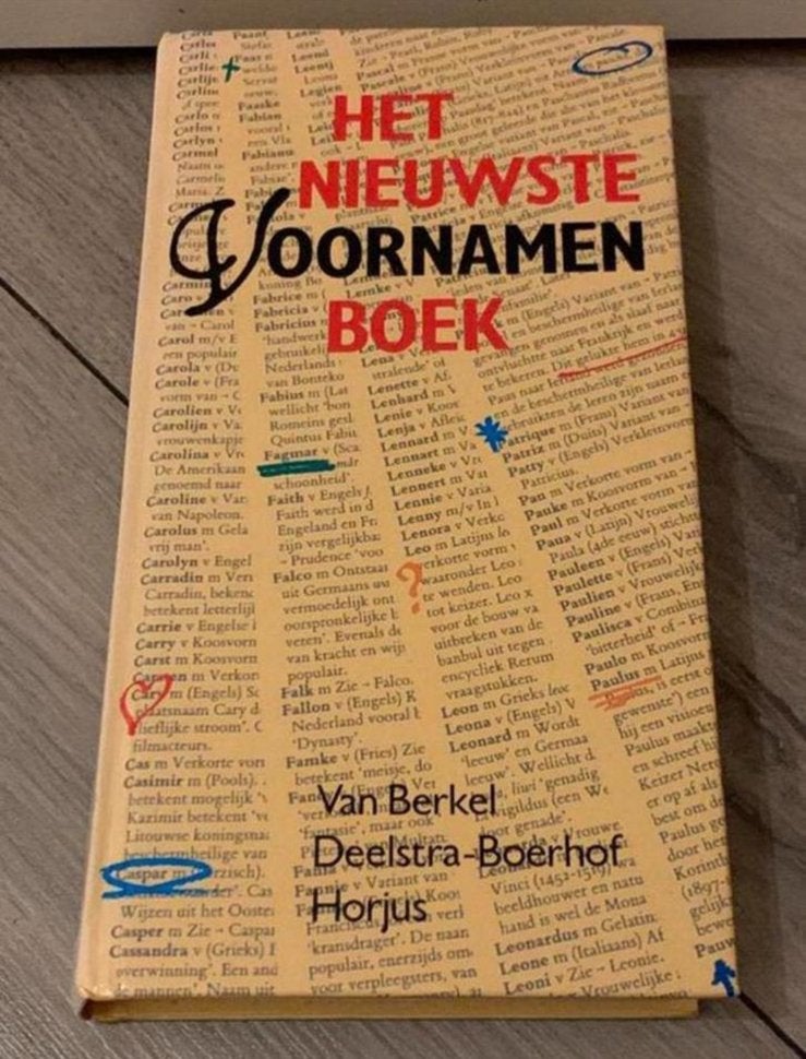 Het nieuwste voornamenboek G.van Berkel, Ophalen of Verzenden, Gelezen