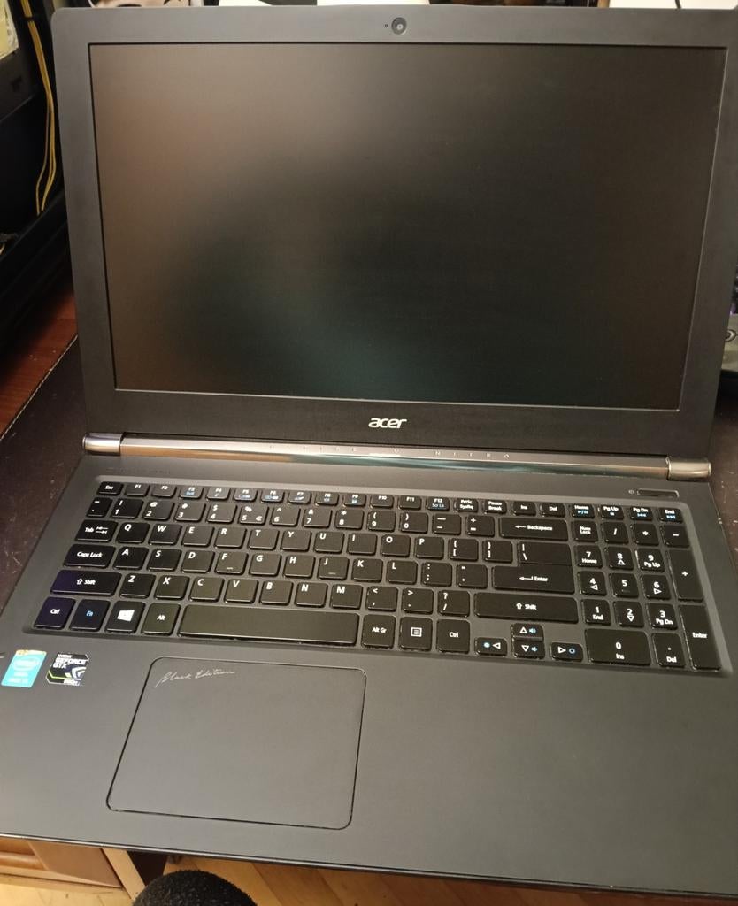 Acer v15 Nitro, i5, Nvidia2GB, 16gb ram, New battery,.Win11, Ophalen, Met videokaart, 2 tot 3 Ghz, Zo goed als nieuw