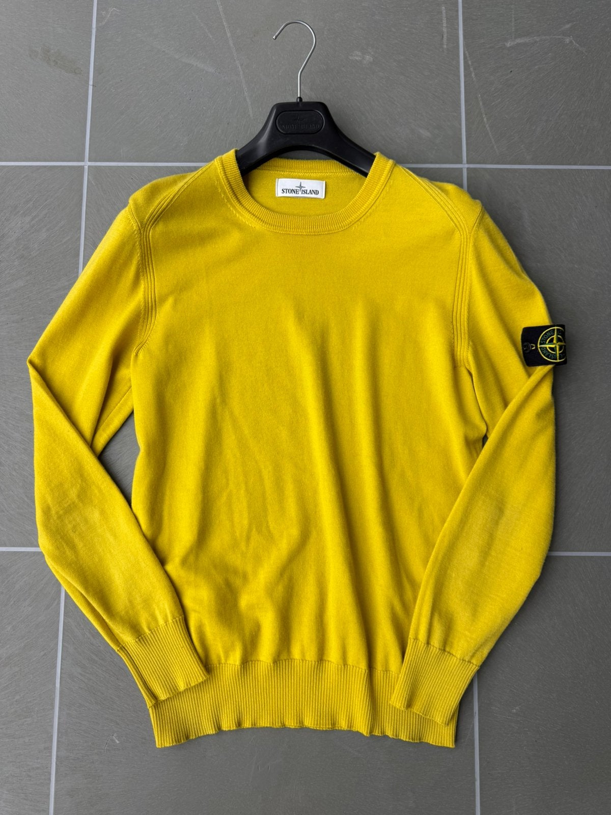 Stone Island Gele Trui - Zo goed als nieuw maat L, Ophalen of Verzenden, Zo goed als nieuw, Maat 48/50 (M), Geel