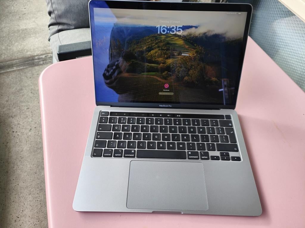 Apple MacBook Pro 13" 2020 | 256 GB | slechts 59 laadcycli, 256 GB, Qwerty, 8 GB, 13 inch