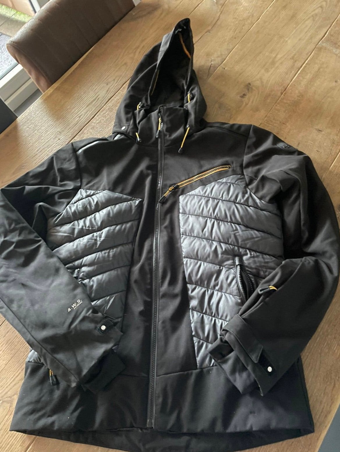 Te koop: een mooie ski-jas van Icepeak, Ophalen of Verzenden, Zo goed als nieuw, Maat 52/54 (L)
