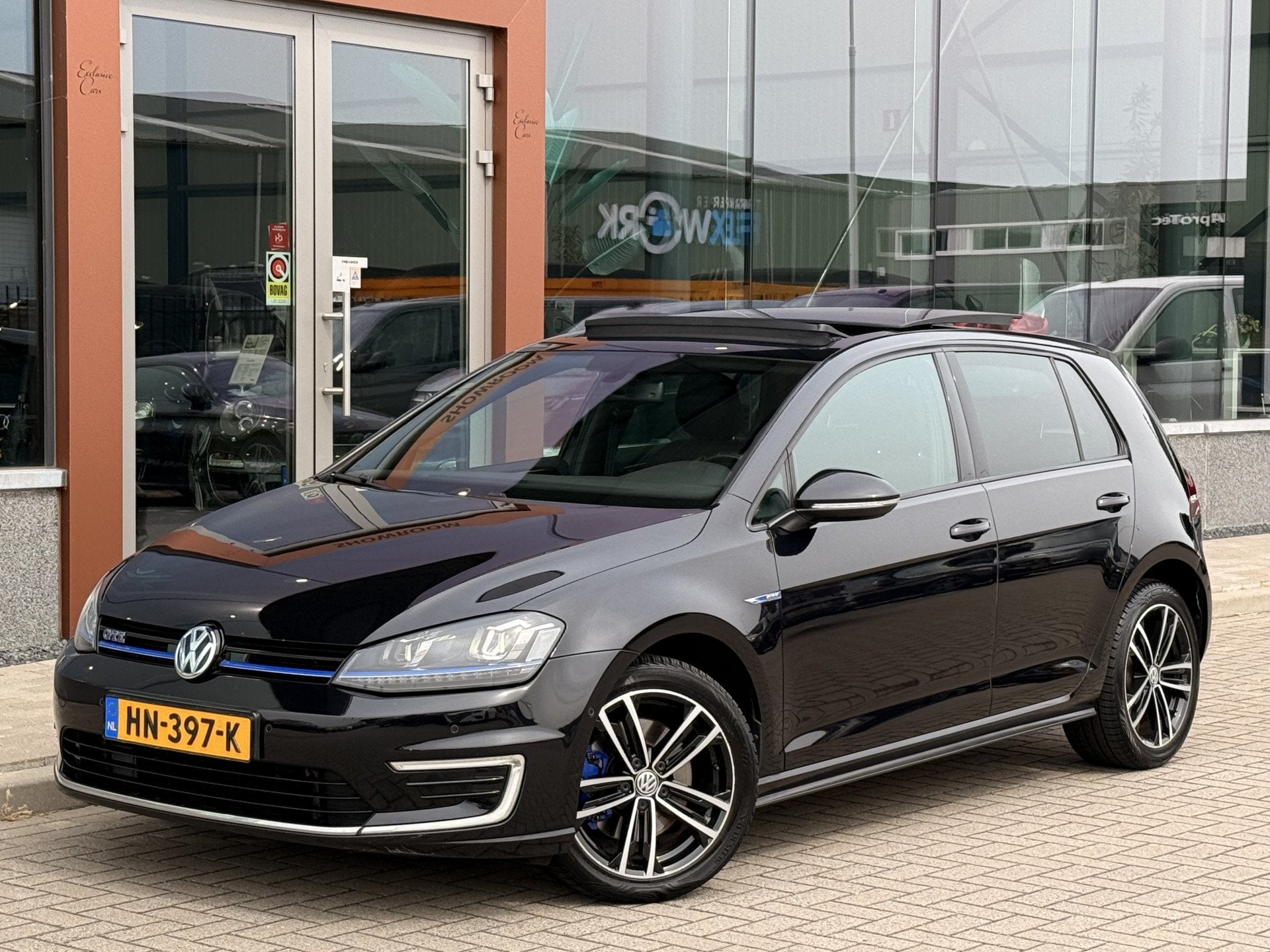 Volkswagen Golf 1.4 TSI GTE | Leder | Pano | Apple Carplay |, Automatische klimaatregeling, Gebruikt, 4 cilinders, Zwart