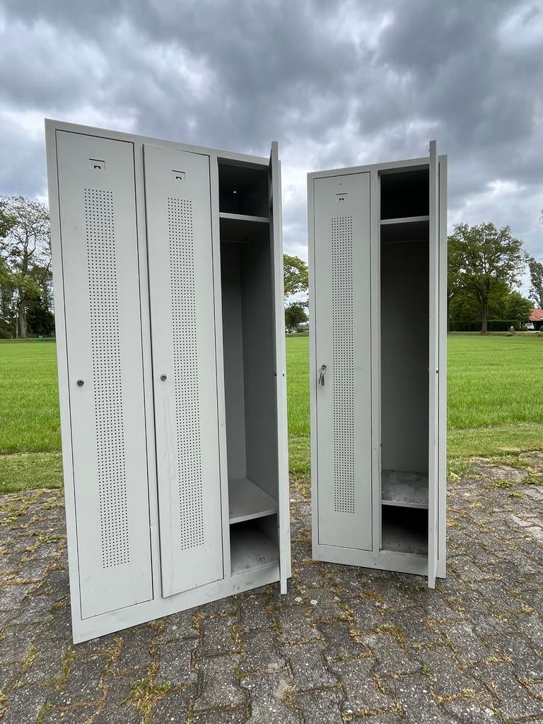 Metalen lockers / kledingkasten - Set van 2, Ophalen of Verzenden, Gebruikt