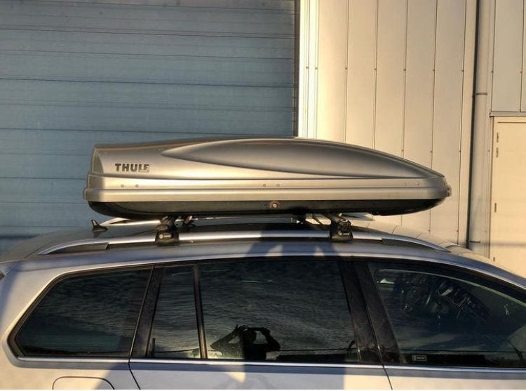 TE HUUR - Thule dakkoffer Antlantis 780 voor zomervakantie, Auto diversen, Dakkoffers, Ophalen, Zo goed als nieuw