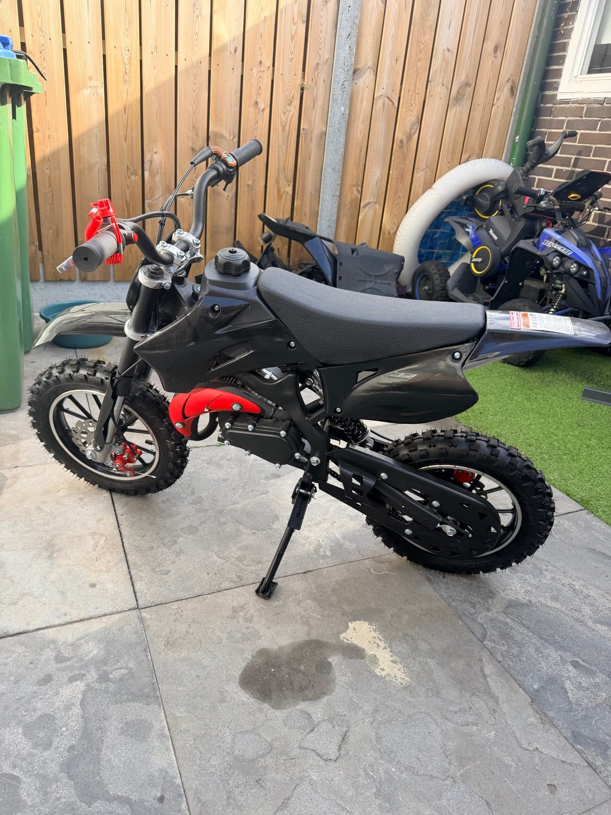 Zo goed als nieuwe crossmotortje - Slechts 1x gebruikt!, Ophalen of Verzenden, 50 cc, Schijfrem, Pitbike