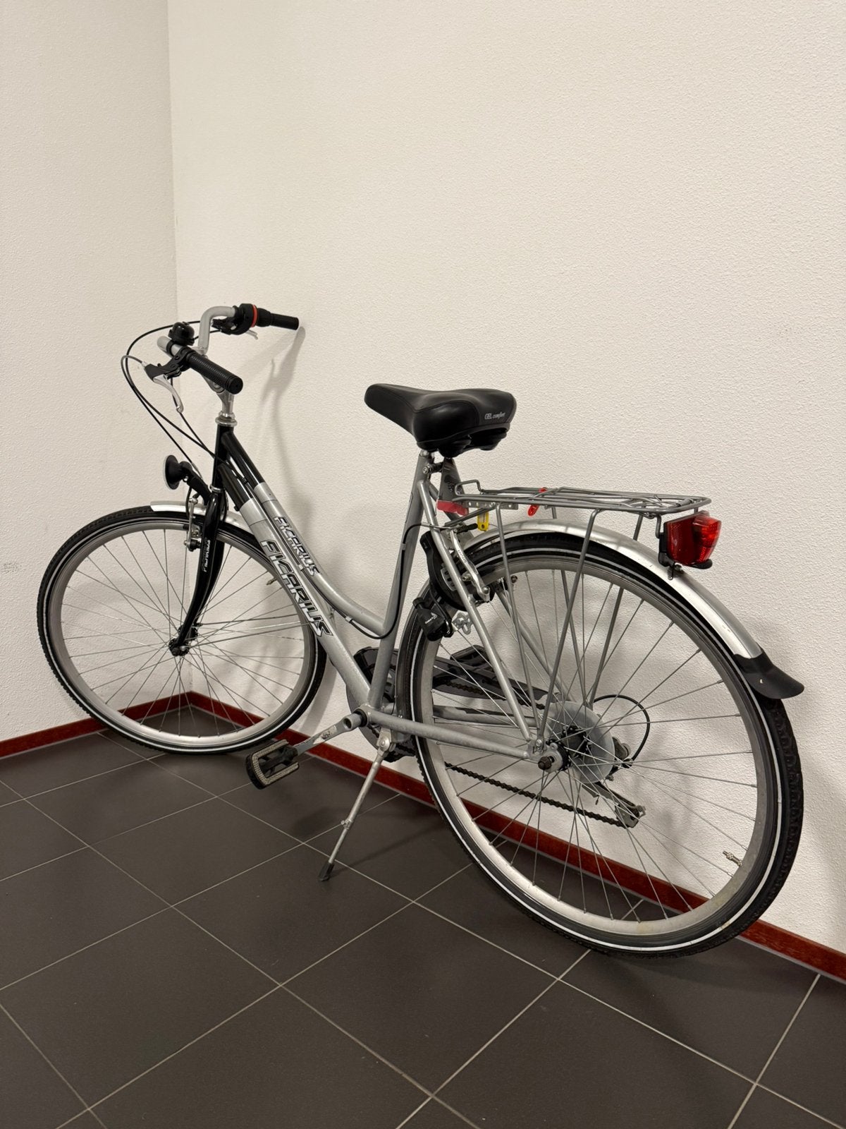 Ficarius Damesfiets, Ophalen, Zo goed als nieuw, Overige merken, Versnellingen