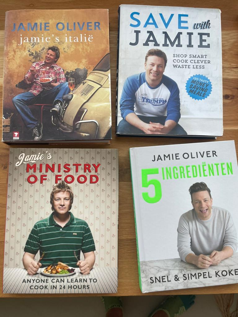 Jamie Oliver Kookboeken Collectie (7 stuks), Boeken, Kookboeken, Gelezen, Hoofdgerechten, Ophalen of Verzenden, Europa