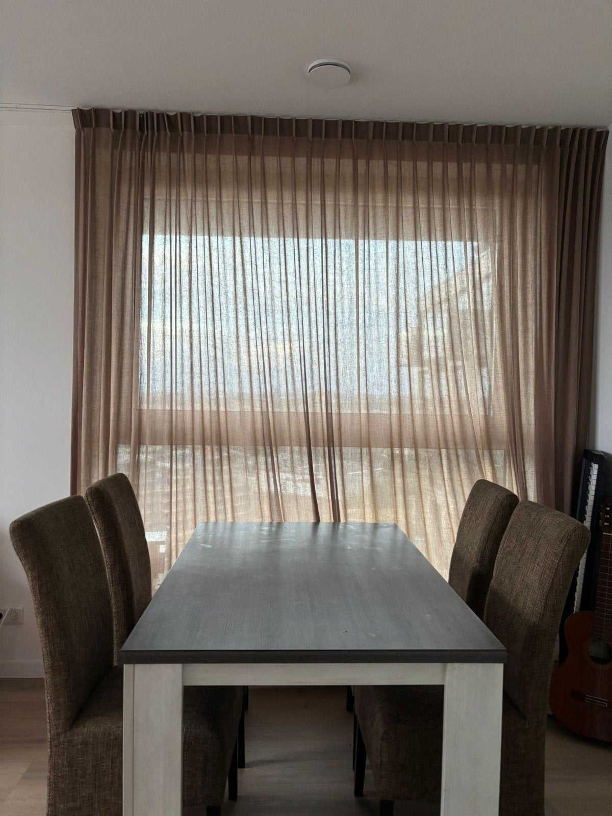 Mooie Eethoek: Eettafel + 4 comfortabele stoelen, Huis en Inrichting, Stoelen, Ophalen, Gebruikt, Bruin, Vier