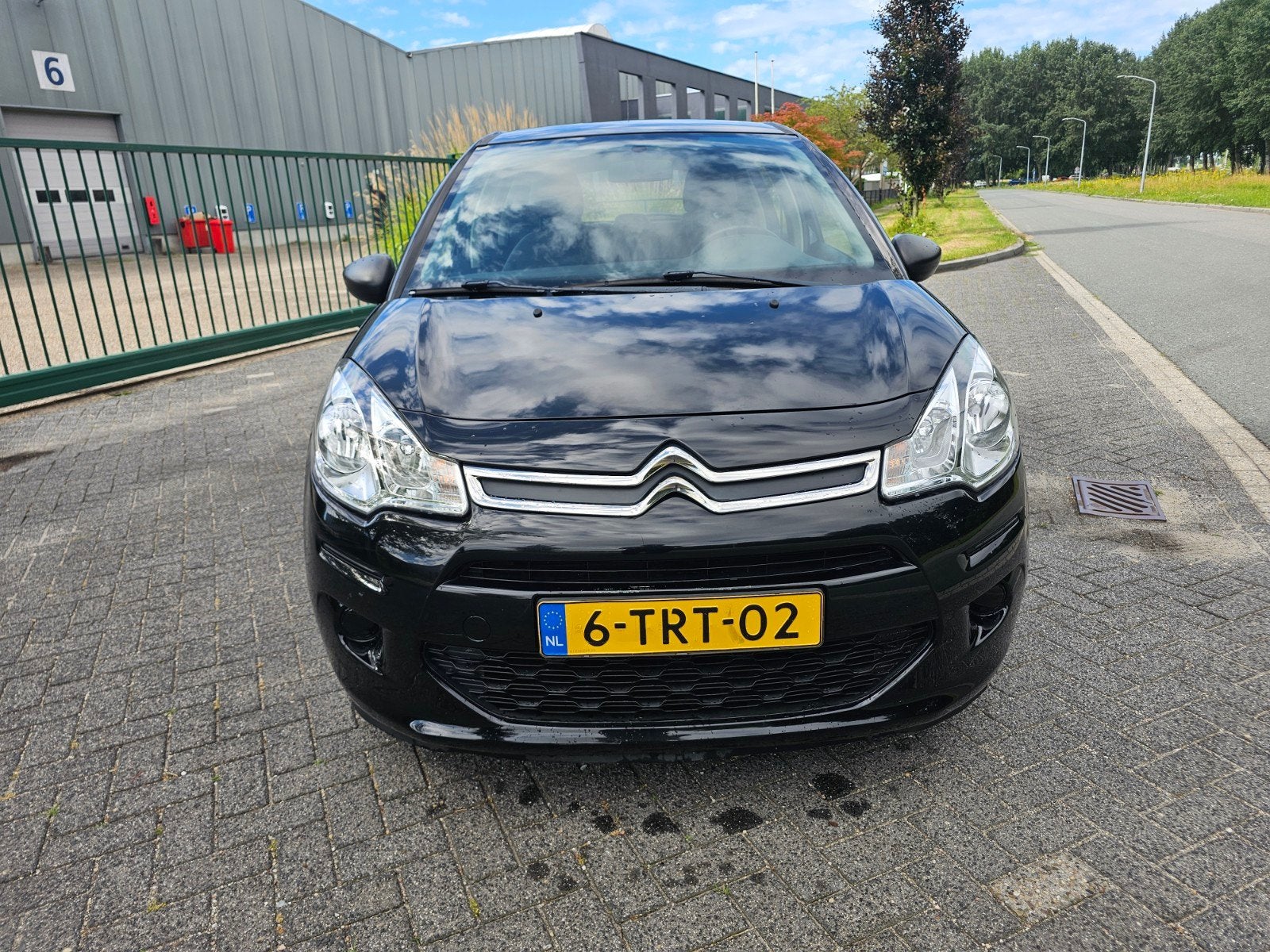 Citroën C3 1.0 I 50KW 2014 Zwart, Auto's, Citroën, Voorwielaandrijving, Euro 5, Cruise Control, 31 €/maand