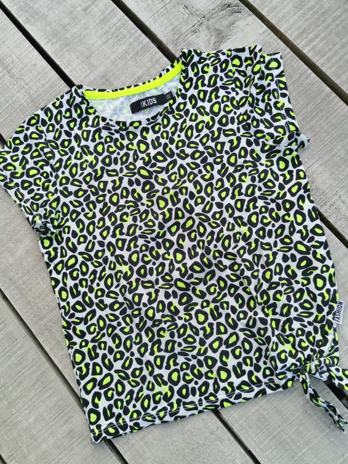 Europe kids shirtje mt134/140 luipaardprint, Ophalen of Verzenden, Meisje, Shirt of Longsleeve