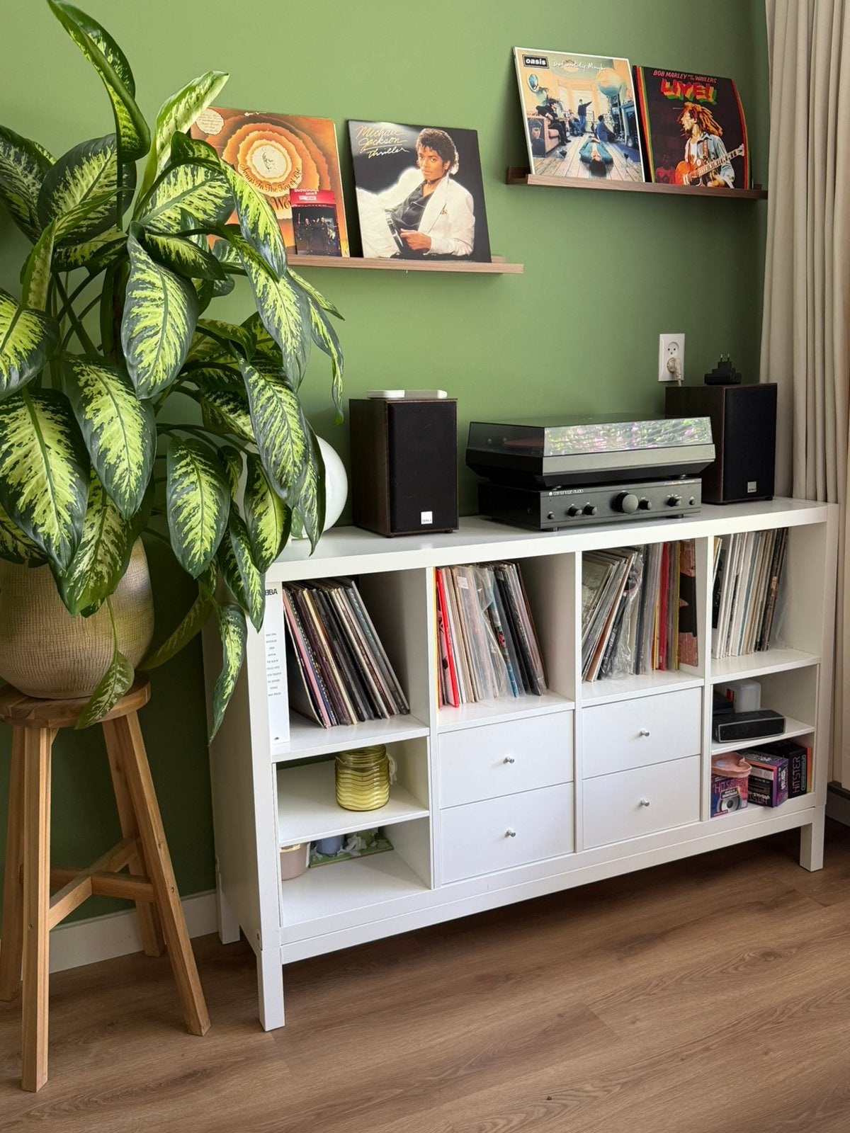 KALLAX kast met lades, planken en onderstek set, Ophalen of Verzenden, Zo goed als nieuw, Minder dan 150 cm, Minder dan 100 cm