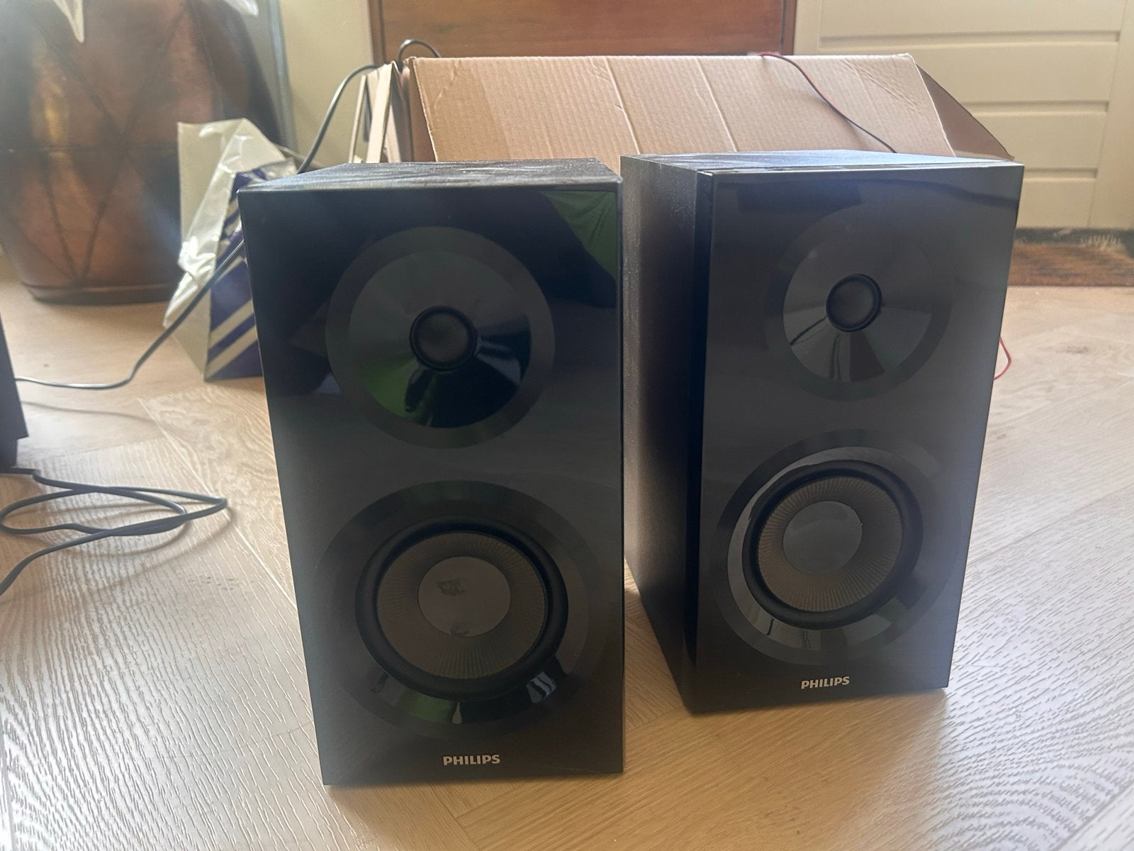Gratis af te halen: Speakers, subwoofer en Sony set, Cd-speler, Losse componenten, Ophalen of Verzenden, Sony