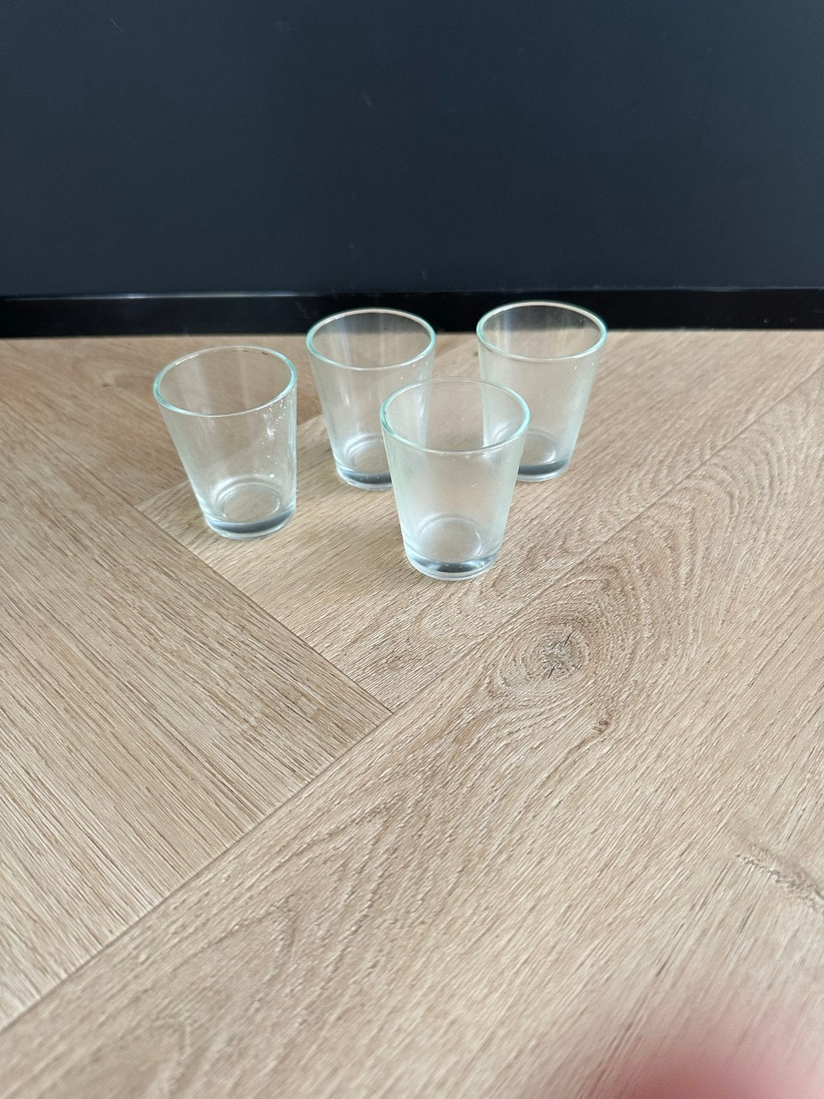 Set van 4 kleine shot glaasjes, Verzamelen, Ophalen of Verzenden, Gebruikt, Borrel- of Shotglas