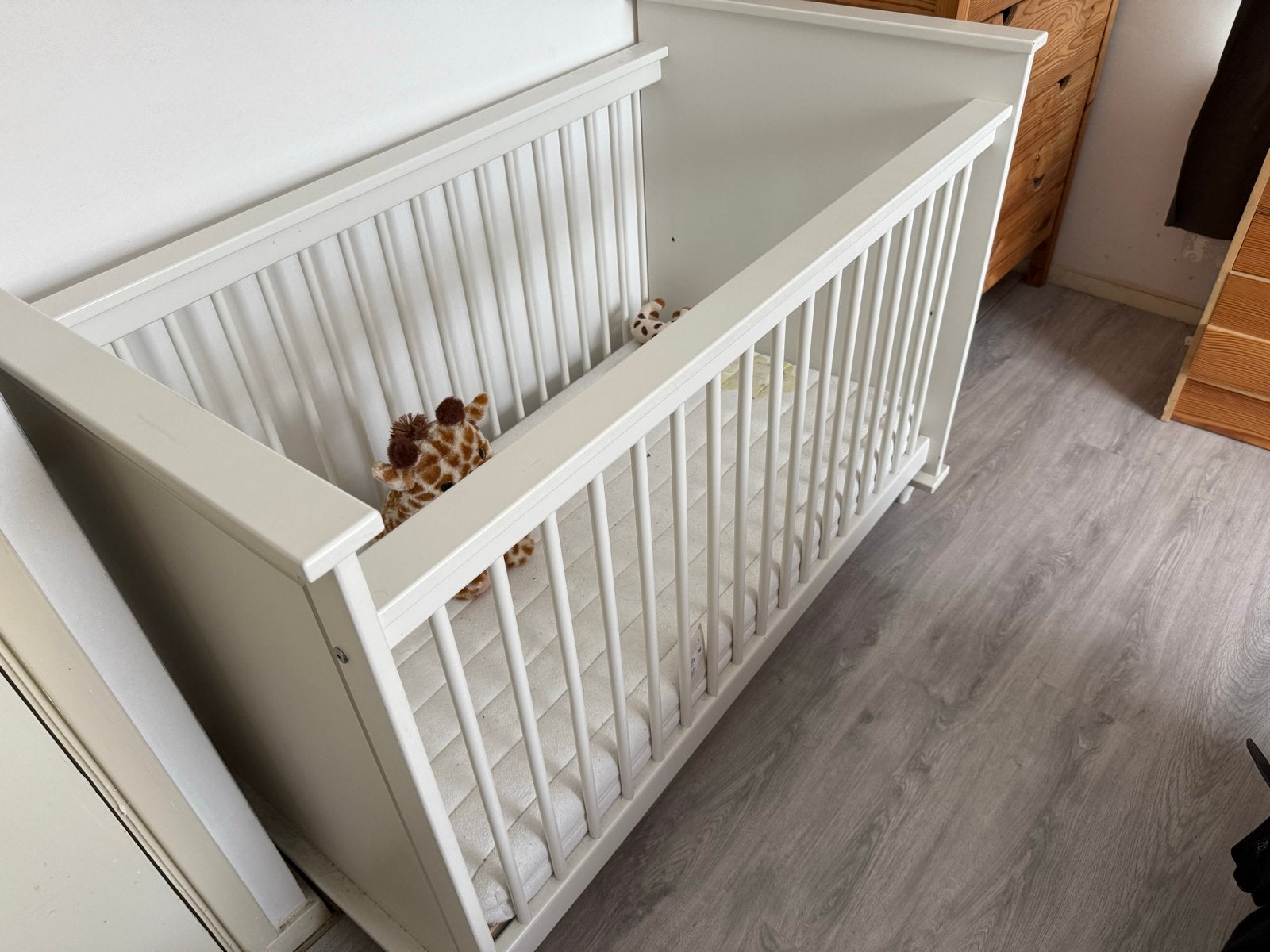 Wit baby bedje met matras, Ophalen, Gebruikt, Ledikant