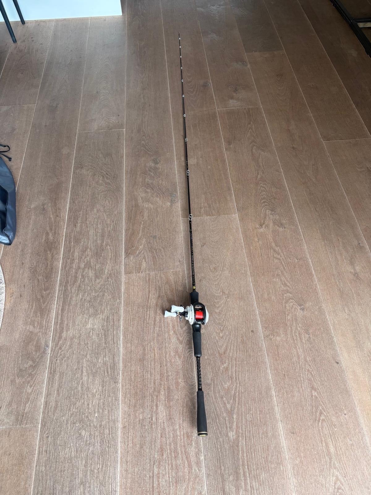 Abu Garcia Max Pro Reelhengel - Finesse Casting 2.15M, Ophalen, Zo goed als nieuw, Complete hengel
