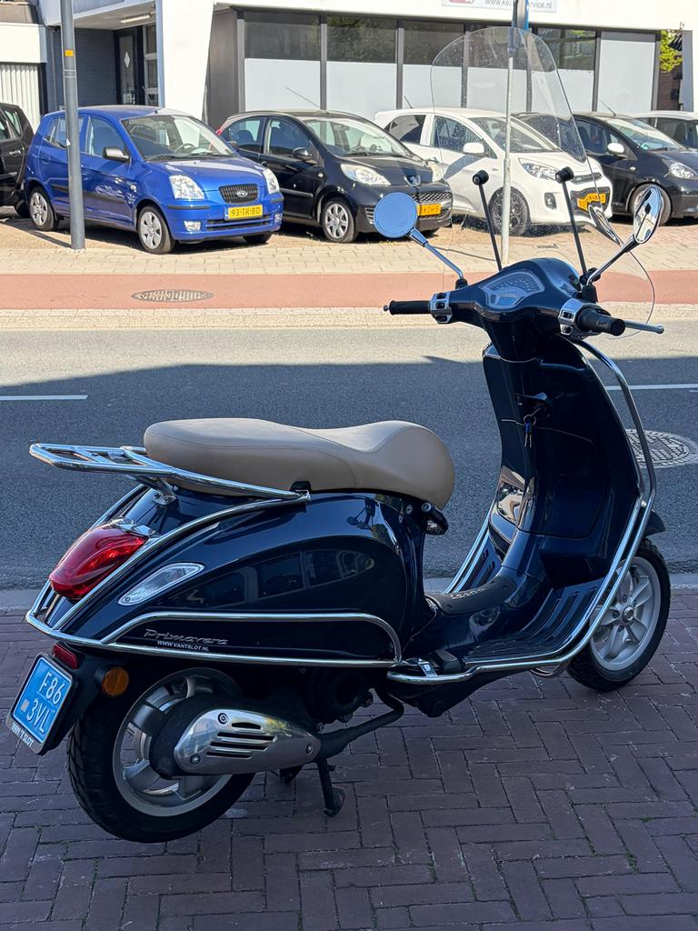 ❗️Vespa primavera in topconditie 3502 km met GARANTIE❗️, Ophalen of Verzenden, Zo goed als nieuw, Benzine, Overige modellen