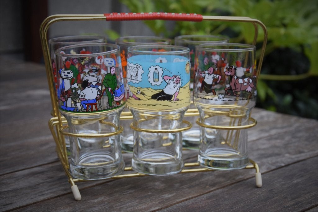 Vintage Glazen met Houder   ( Suske en Wiske), Verzamelen, Glas en Borrelglaasjes, Ophalen, Zo goed als nieuw, Frisdrankglas