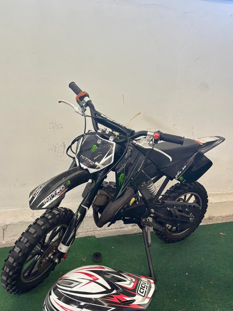 Mooie “Monster” Crossmotor en veiligheidset voor Kinderen, Ophalen, Tweedehands, Kinderen, Motorcrosskleding