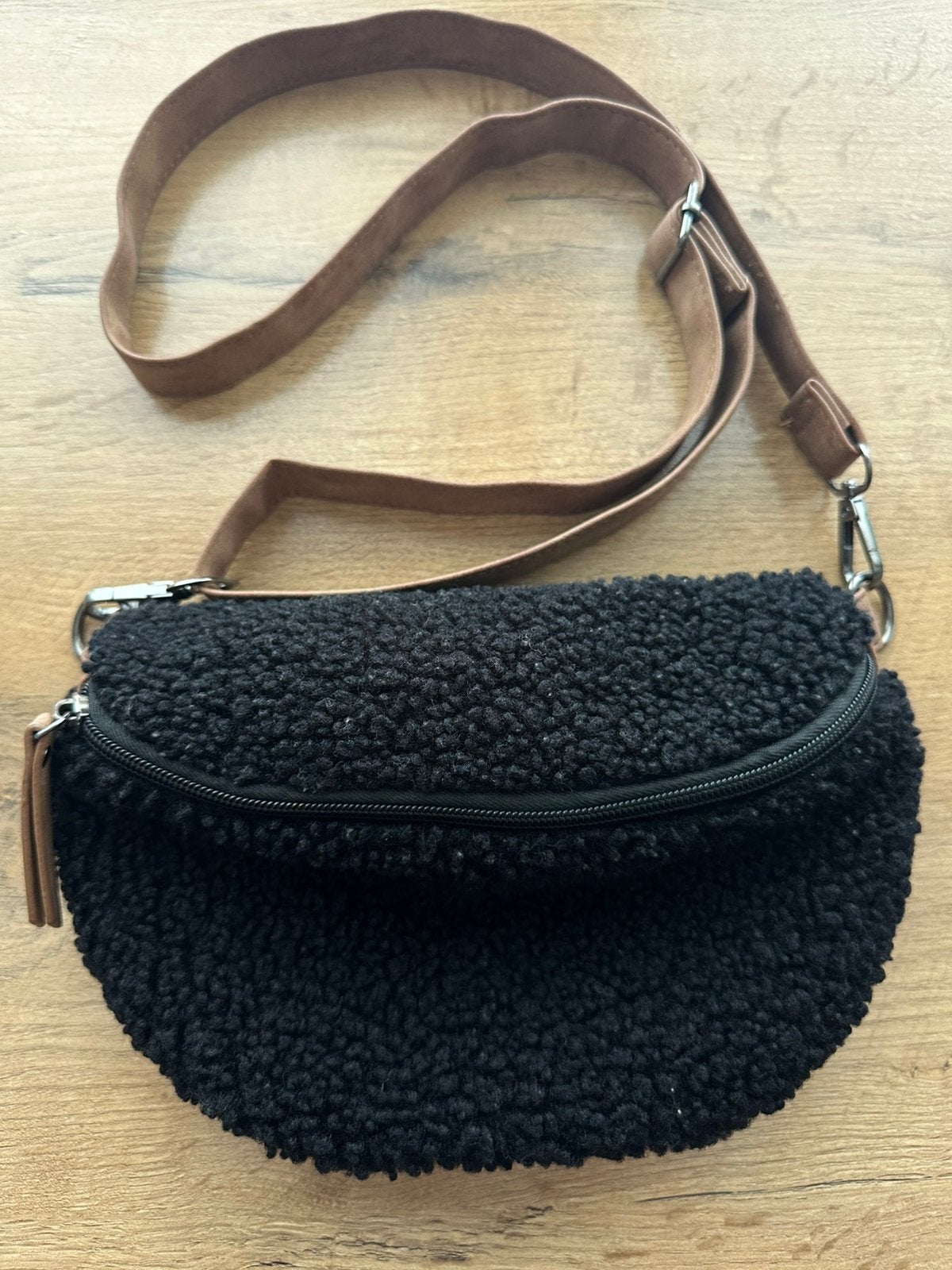 Dames crossbody tasje van Beagles. Zwart/teddy, Ophalen of Verzenden, Zo goed als nieuw, Zwart, Schoudertasje