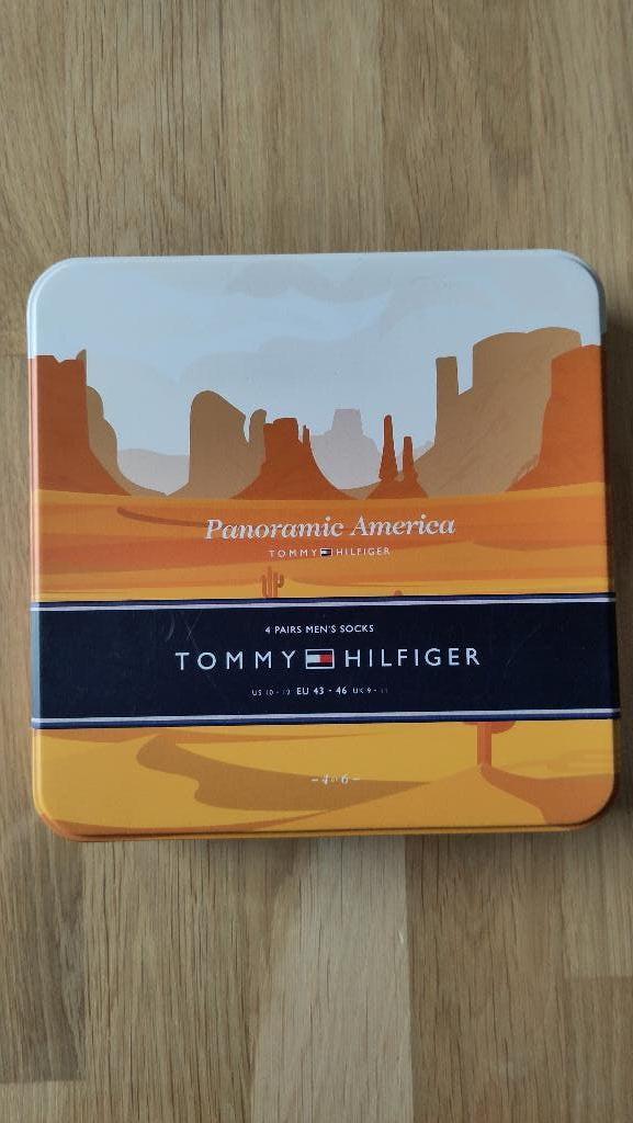 Tommy Hilfiger 4 paar sokken in doos, Kleding | Heren, Sokken en Kousen, Overige kleuren, Tommy Hilfiger, Maat 43 t/m 46, Ophalen of Verzenden