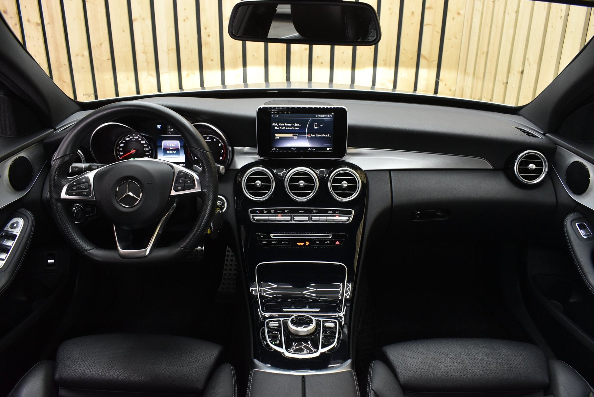 Mercedes-Benz C-klasse Estate 180 Business Solution AMG Plus, Automaat, Achterwielaandrijving, 750 kg, 1400 kg